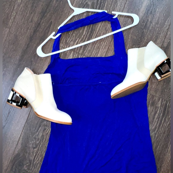 Women’s Blue Top, tank top, halter top, royal blue, size XL - Picture 5 of 6